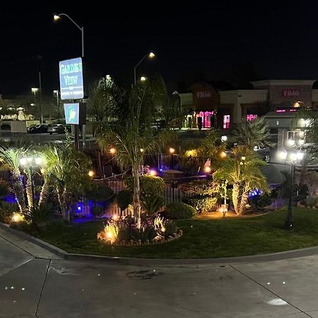 Garden View Inn Fresno Bagian luar foto