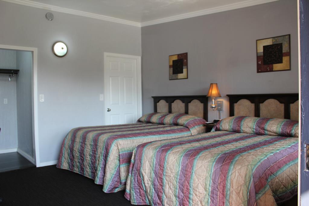 Garden View Inn Fresno Bagian luar foto